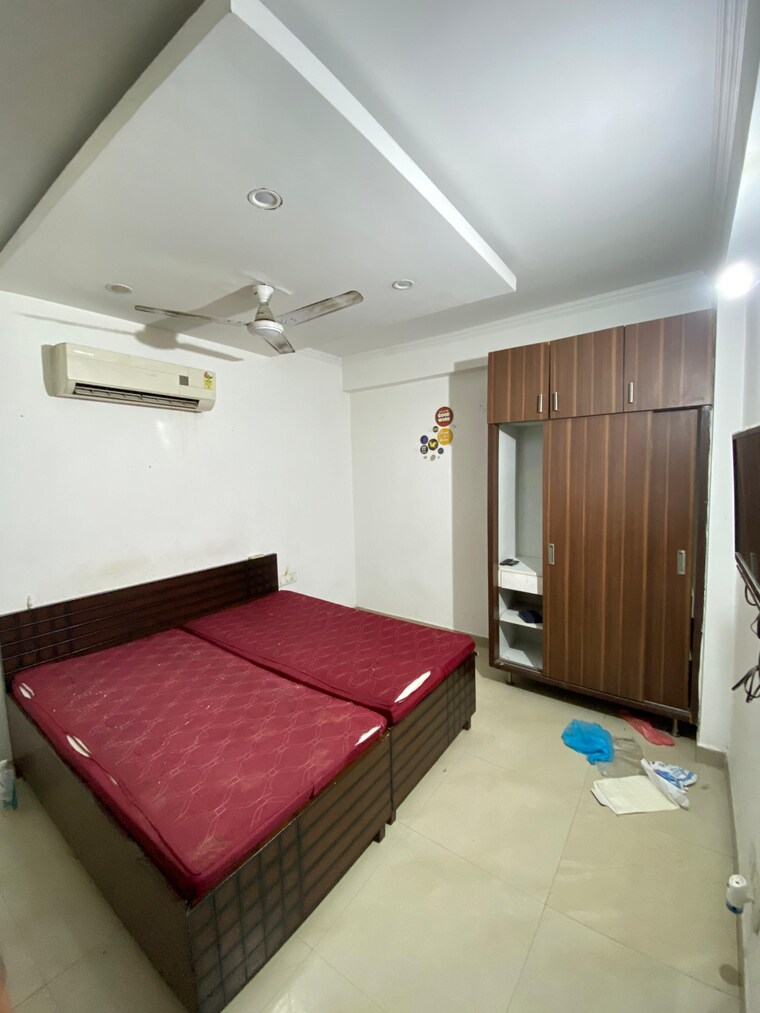 Bedroom, maya-garden-city 1 Bedroom 710 Sq.Ft. Apartment In Lohgarh Zirakpur 9186836