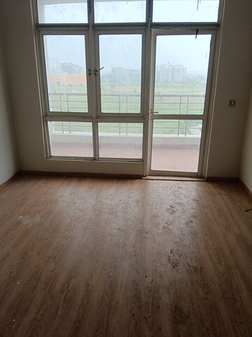 3 BHK Apartment For Sale in Raheja Navodaya, Sector 95