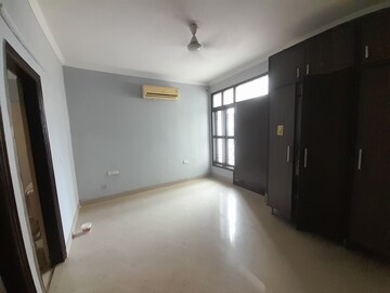 Room in 2 BHK Apartment at Maya Garden Avenue, Patiala Road – for Rent