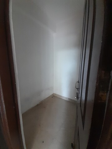 Furnished Amenities in 2 BHK Apartment at Maya Garden Avenue, Patiala Road – for Rent