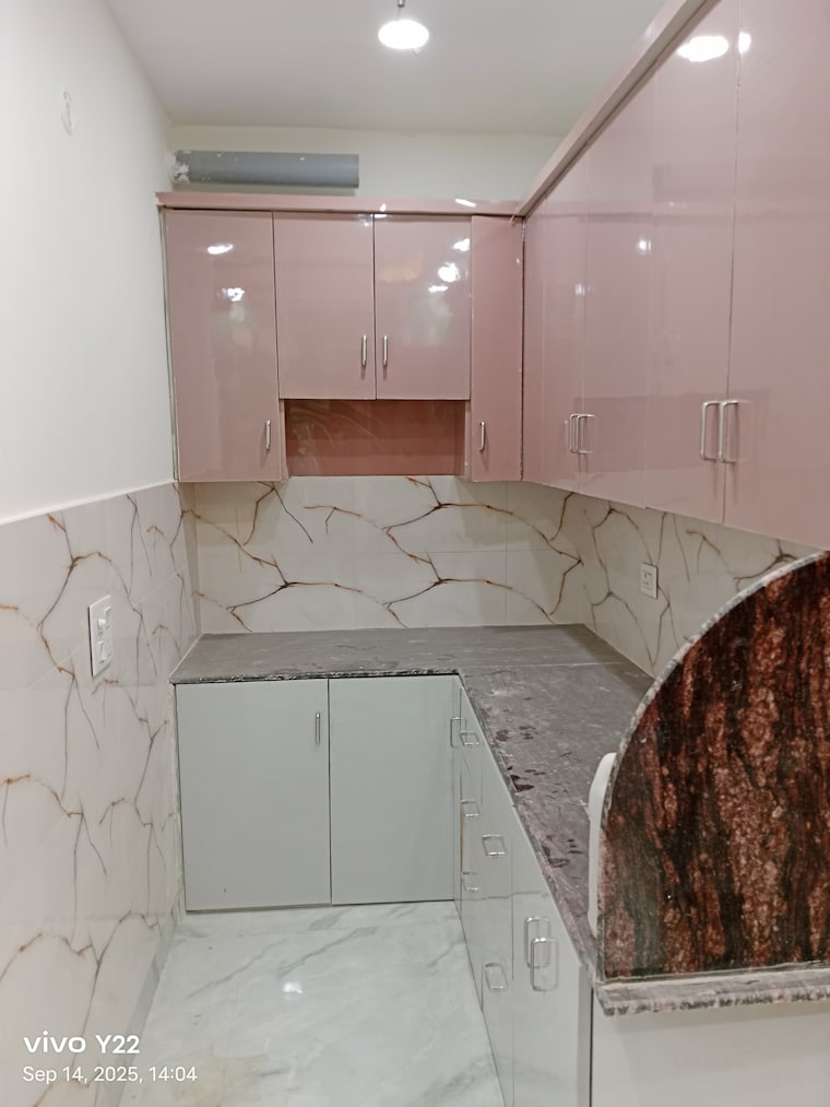 Kitchen, laxmi nagar 3 Bedroom 1000 Sq.Ft. Independent House In Laxmi Nagar Delhi 9186898