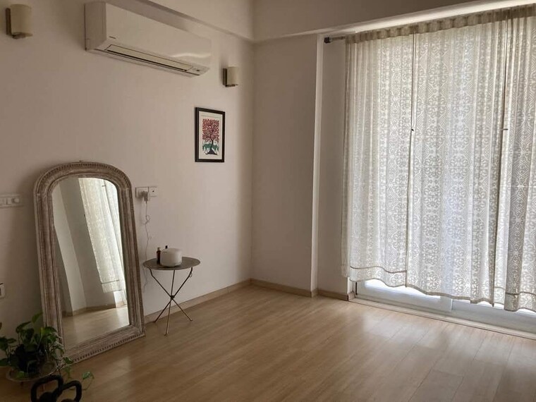 Room, dlf-the-primus 3 Bedroom 2086 Sq.Ft. Apartment In Sector 82a Gurgaon 9186928