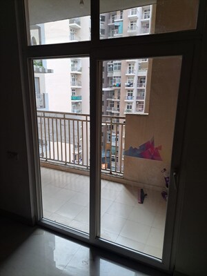 Room in 2 BHK Apartment at Hawelia Valencia Homes, Sector 1 Greater Noida – for Sale