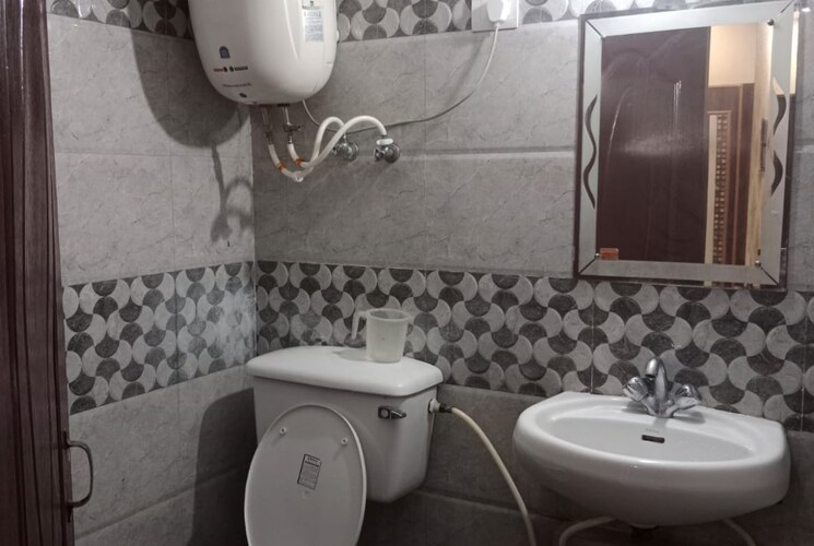 Bathroom, nk-sharma-savitry-greens-2 2 Bedroom 800 Sq.Ft. Apartment In Ghazipur Zirakpur 9186937