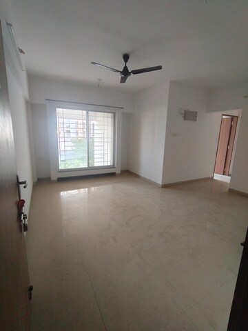 2 BHK Apartment For Rent in Mantra Ira, Undri