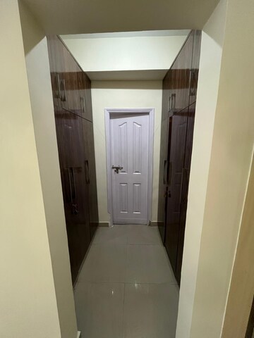 Building Lobby in 3 BHK Builder Floor at Sector 41 – for Rent