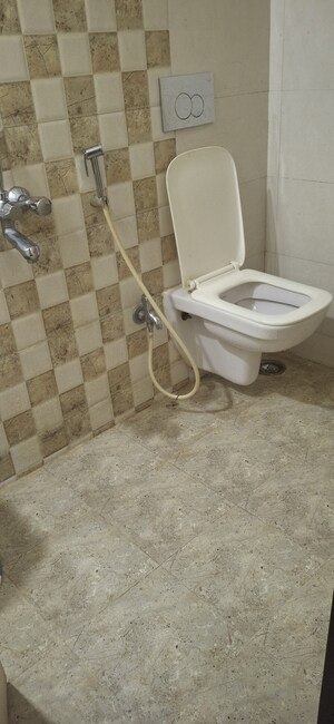 Bathroom in 2 BHK Apartment at Yash Shruti Apartments, Ghansoli – for Sale