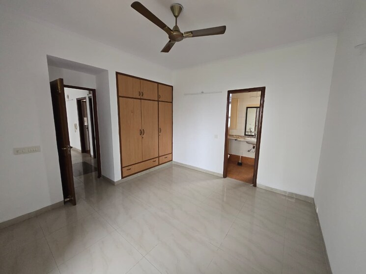 Room, vipul-greens 3 Bedroom 1665 Sq.Ft. Apartment In Sector 48 Gurgaon 9186999