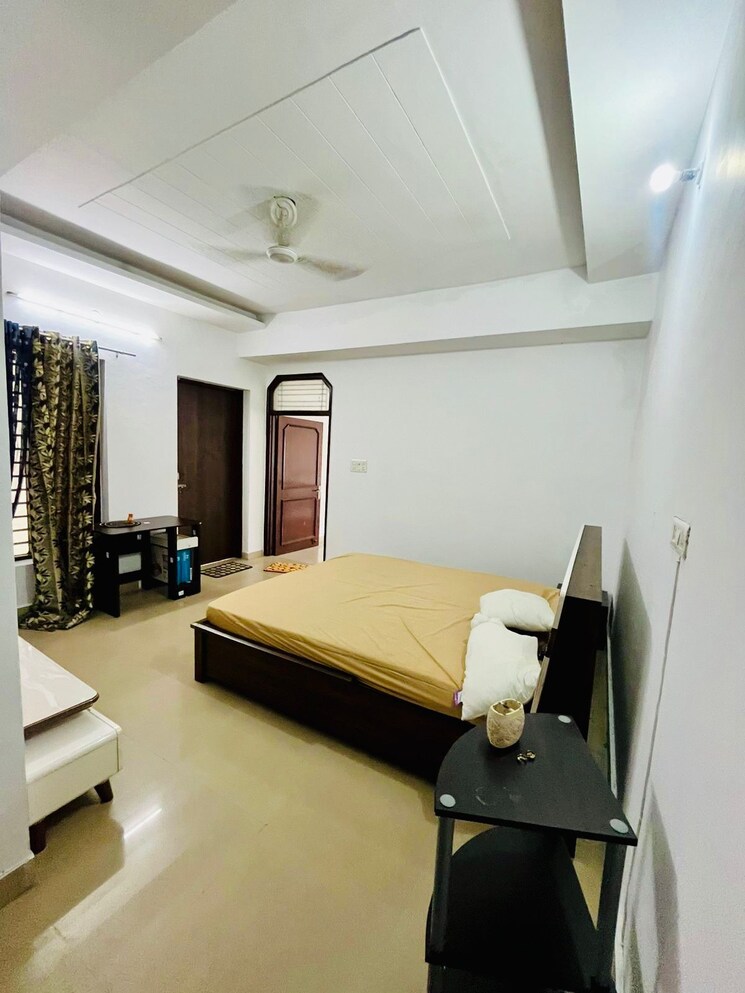 Bedroom, jakhan rajpur road 3 Bedroom 1500 Sq.Ft. Independent House In JakhaN Rajpur Road Dehradun 9187021