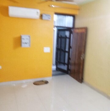 Room in 2 BHK Apartment at SBP Housing Park, Central Derabassi – for Rent