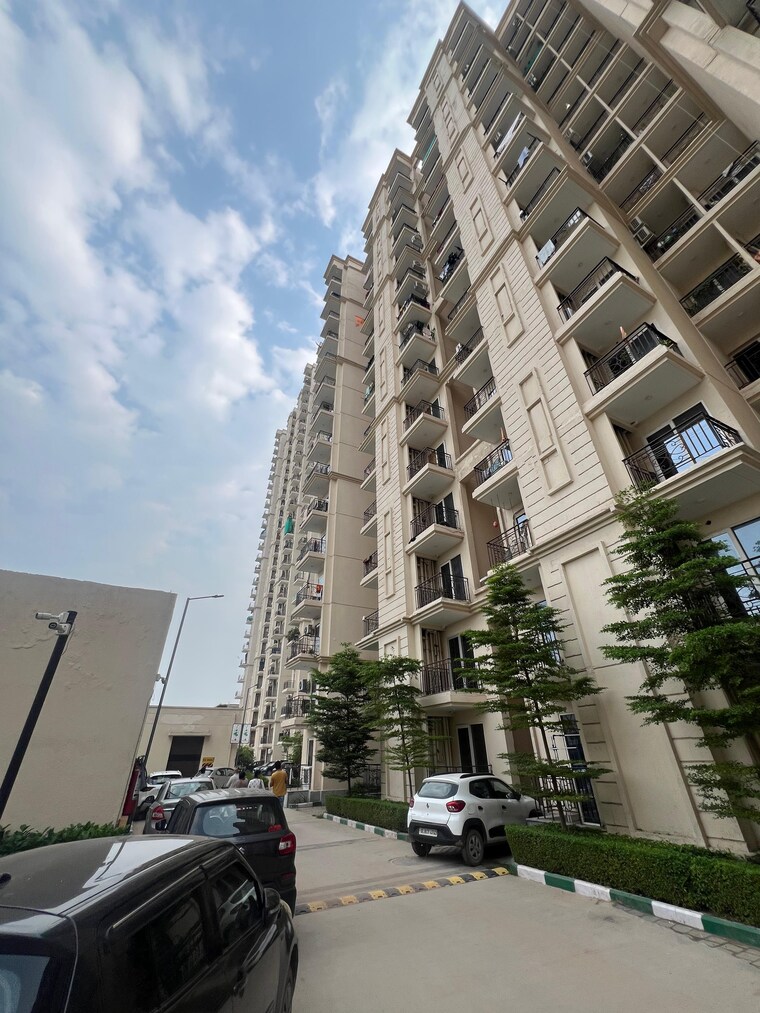 Exterior View, signature-global-the-millennia 2 Bedroom 800 Sq.Ft. Apartment In Sector 37d Gurgaon 9186993