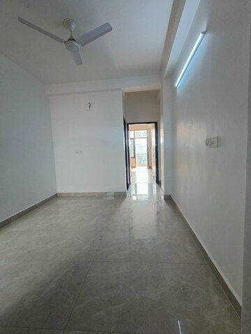 Room in 1 BHK Builder Floor at Saket – for Rent