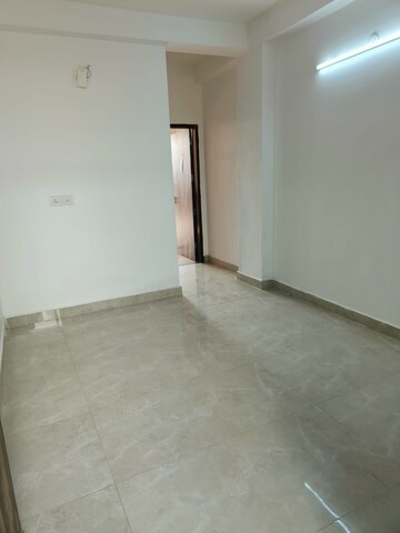 Room in 1 BHK Builder Floor at Saket – for Rent