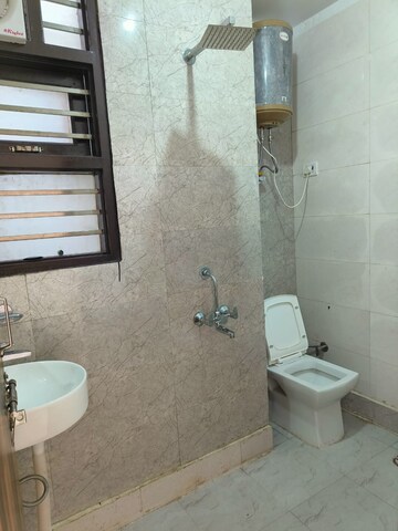 Bathroom in 1 BHK Builder Floor at Saket – for Rent