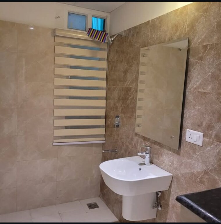 Bathroom, hero-homes-gurgaon 3 Bedroom 1359 Sq.Ft. Apartment In Sector 104 Gurgaon 9187051