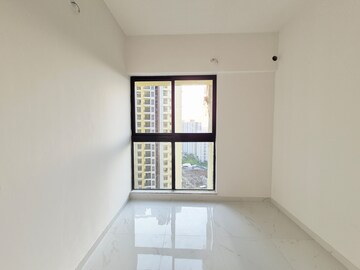Room in 2 BHK Apartment at Runwal Gardens, Dombivli East – for Rent