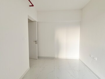 Furnished Amenities in 2 BHK Apartment at Runwal Gardens, Dombivli East – for Rent