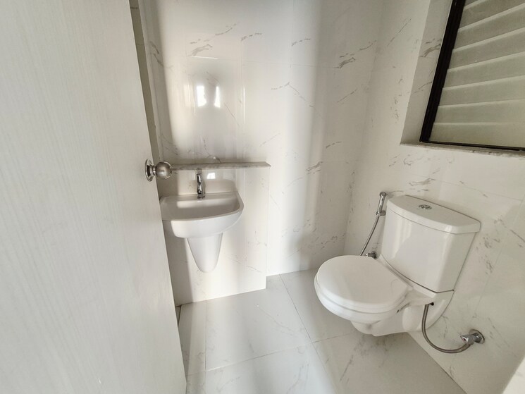 Bathroom, runwal-gardens 2 Bedroom 530 Sq.Ft. Apartment In Dombivli East Thane 9187065