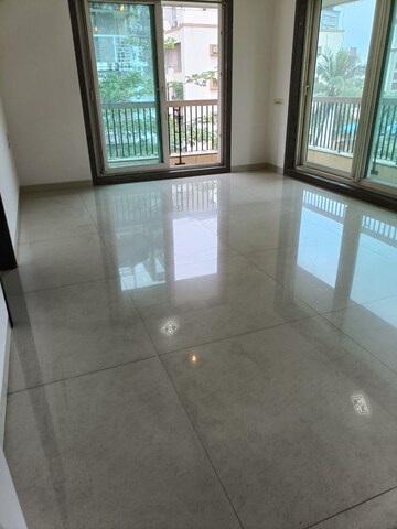 Room in 3 BHK Apartment at Diamond Garden, Chembur – for Rent