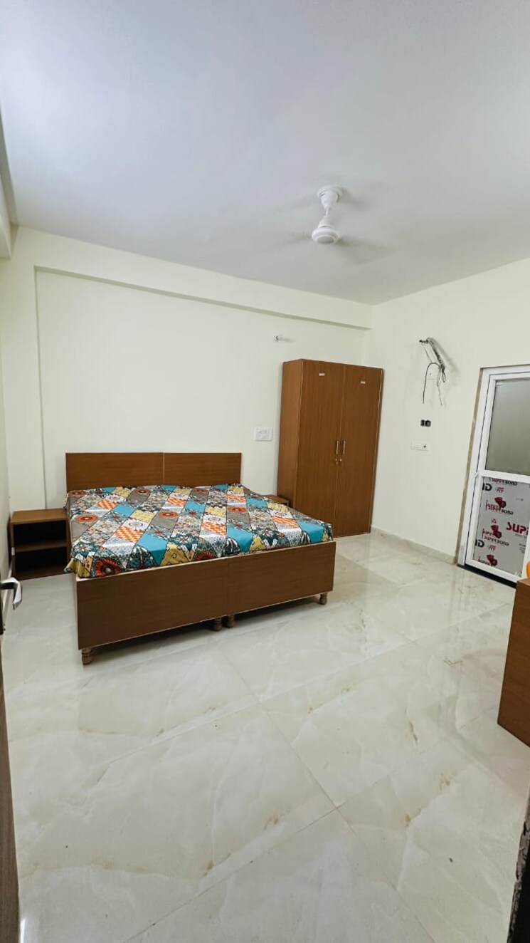 Bedroom, sector 50 2.5 Bedroom 1800 Sq.Ft. Builder Floor In Sector 50 Noida 9187209