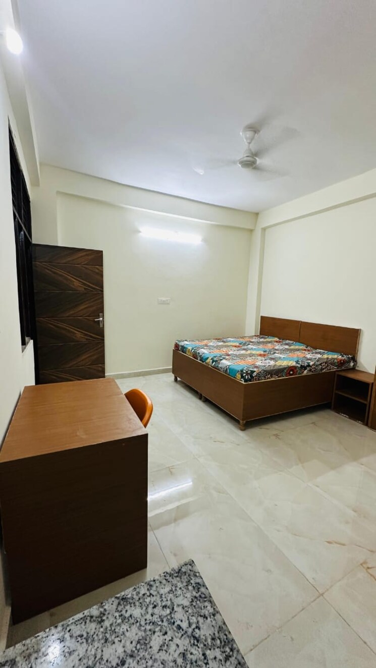 Bedroom, sector 50 2.5 Bedroom 1800 Sq.Ft. Builder Floor In Sector 50 Noida 9187209