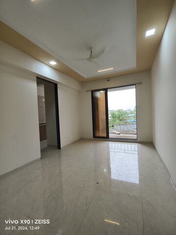 Room in 2 BHK Apartment at Dombivli East – for Sale