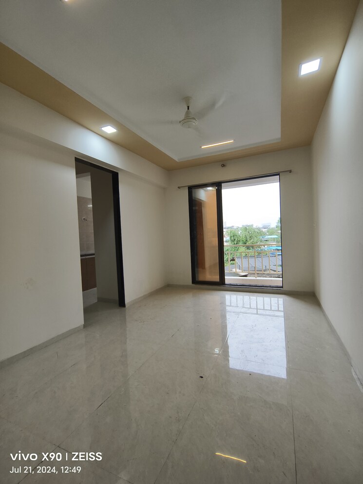 Room, dombivli east 2 Bedroom 825 Sq.Ft. Apartment In Dombivli East Thane 9187215