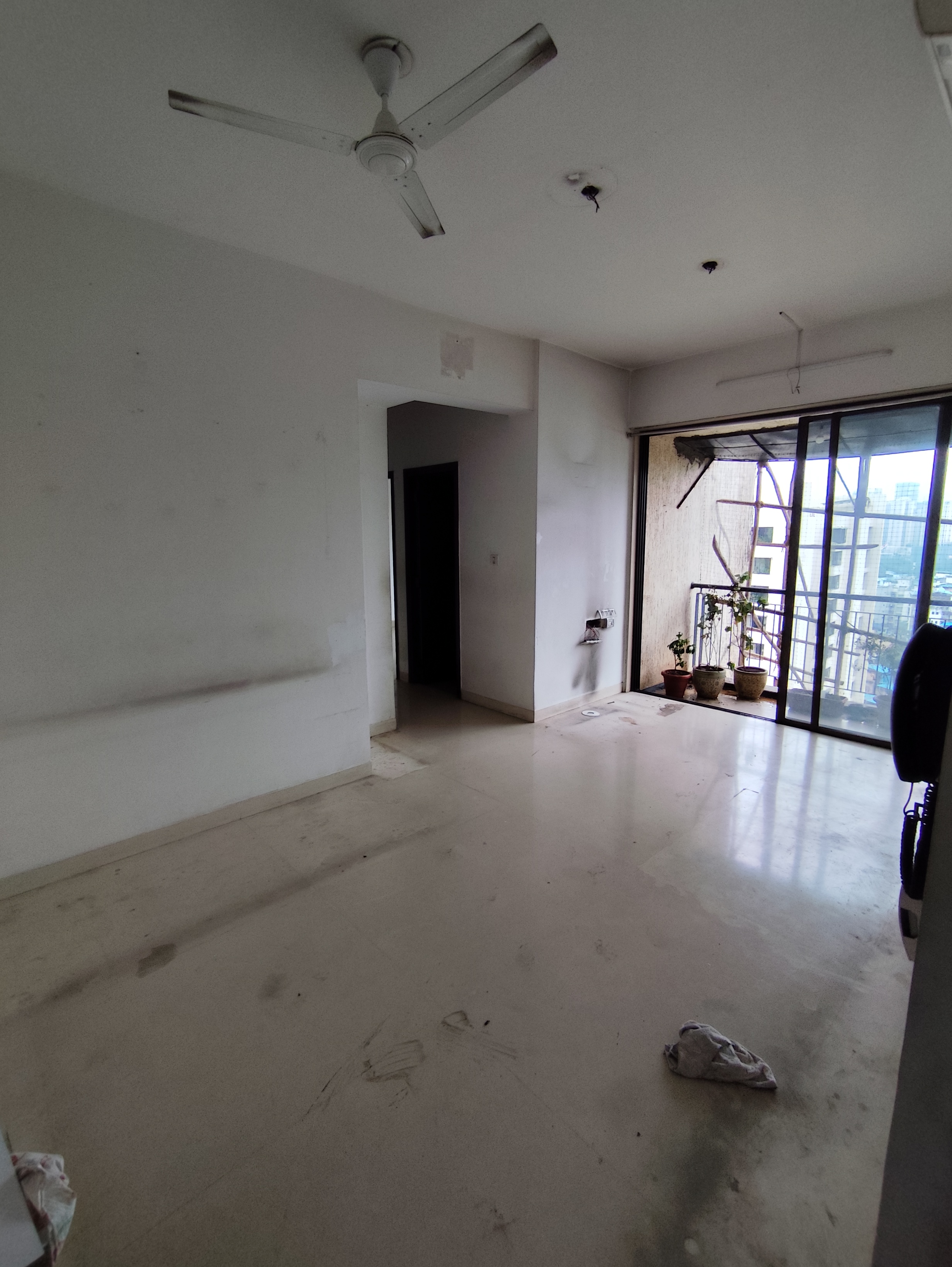 2 BHK + Extra Room Apartment For Rent in Lodha Iris