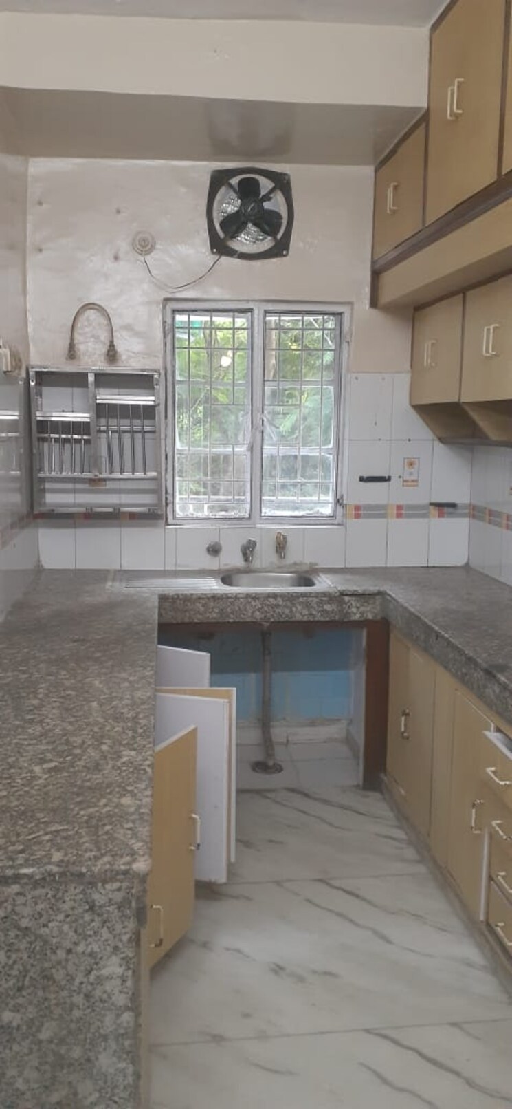 Kitchen, vasant kunj 3 Bedroom 1600 Sq.Ft. Apartment In Vasant Kunj Delhi 9187241