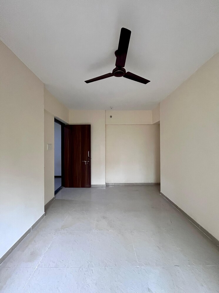 Room, paradigm-zenith-pushpanjali-residency-phase-iii 1 Bedroom 530 Sq.Ft. Apartment In Ghodbunder Road Thane 9187242