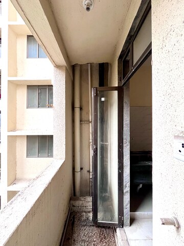 Building Lobby in 1 BHK Apartment at Paradigm Zenith Pushpanjali Residency Phase III, Ghodbunder Road – for Sale