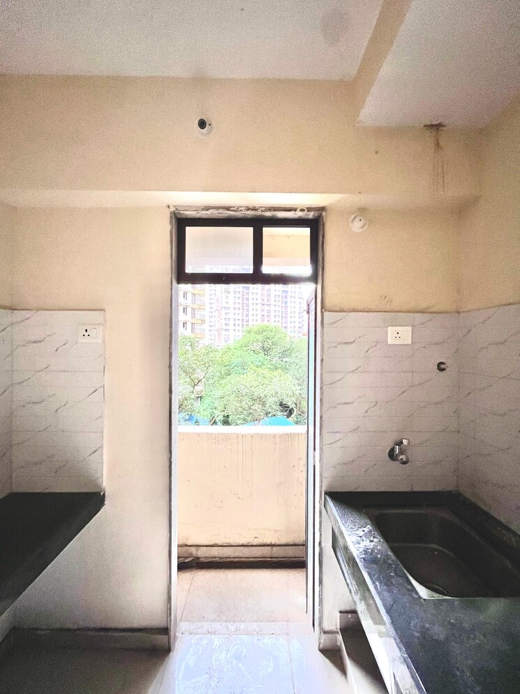 Kitchen, paradigm-zenith-pushpanjali-residency-phase-iii 1 Bedroom 530 Sq.Ft. Apartment In Ghodbunder Road Thane 9187242