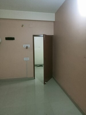 Room in 2 BHK Apartment at Sodepur – for Sale