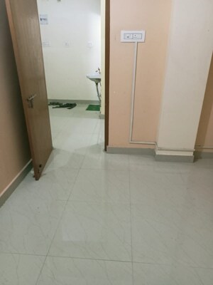 Room in 2 BHK Apartment at Sodepur – for Sale