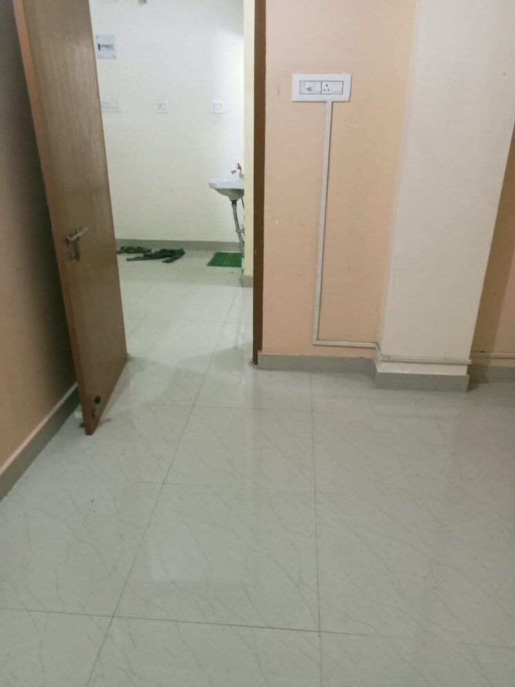 Room, sodepur 2 Bedroom 700 Sq.Ft. Apartment In Sodepur Kolkata 9187280