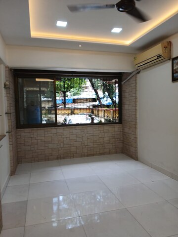 Room in 1 BHK Apartment at Akal CHS, Andheri East – for Rent