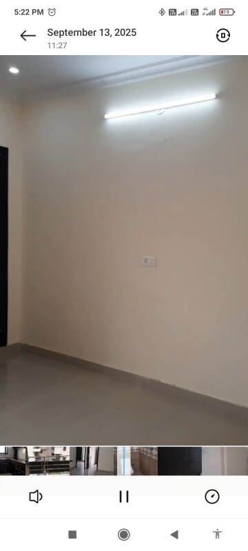 Room in 2 BHK Builder Floor at Jal Vihar Colony, Sector 46 – for Rent