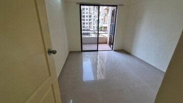 Room in 3 BHK Apartment at Kolte Patil Margosa Heights, Mohammadwadi – for Rent