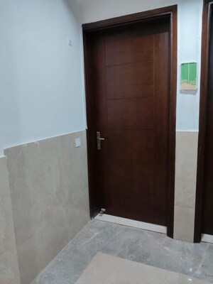 Room in 2 BHK Apartment at Eldeco Live By The Greens, Sector 150 – for Sale