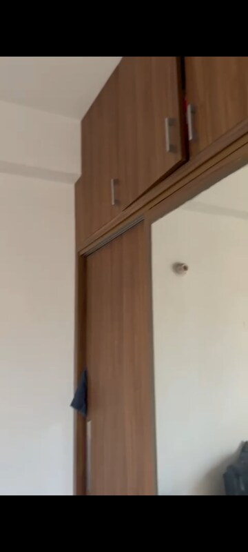 Furnished Amenities in 3 BHK Apartment at Adore Happy Homes Grand, Sector 85 – for Rent