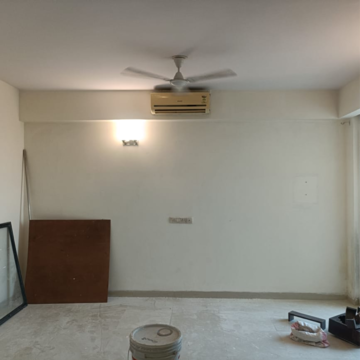 2 BHK Apartment For Rent in Emaar MGF The Palm Drive Studios, Sector 66