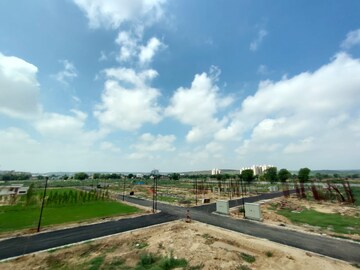 Plot Area in 3 BHK Builder Floor at Lion Green Valley, Sohna Sector 35 – for Sale