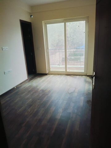 Room in 2.5 BHK Builder Floor at Lion Green Valley, Sohna Sector 35 – for Sale