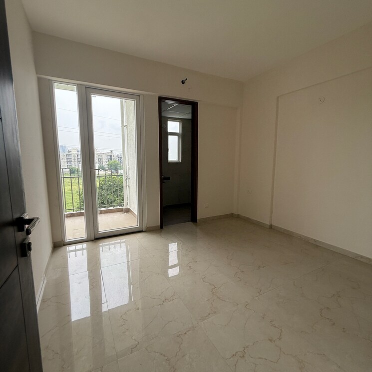 Room, smart-world-gems 3.5 Bedroom 1494 Sq.Ft. Apartment In Sector 89 Gurgaon 9187451