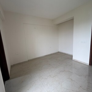 Room in 3.5 BHK Apartment at Smart World Gems, Sector 89 – for Sale