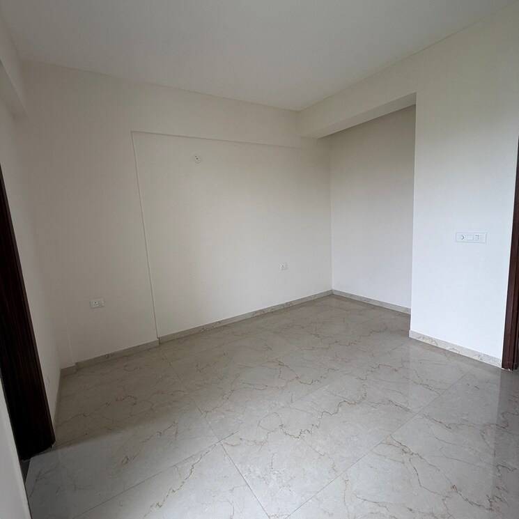 Room, smart-world-gems 3.5 Bedroom 1494 Sq.Ft. Apartment In Sector 89 Gurgaon 9187451