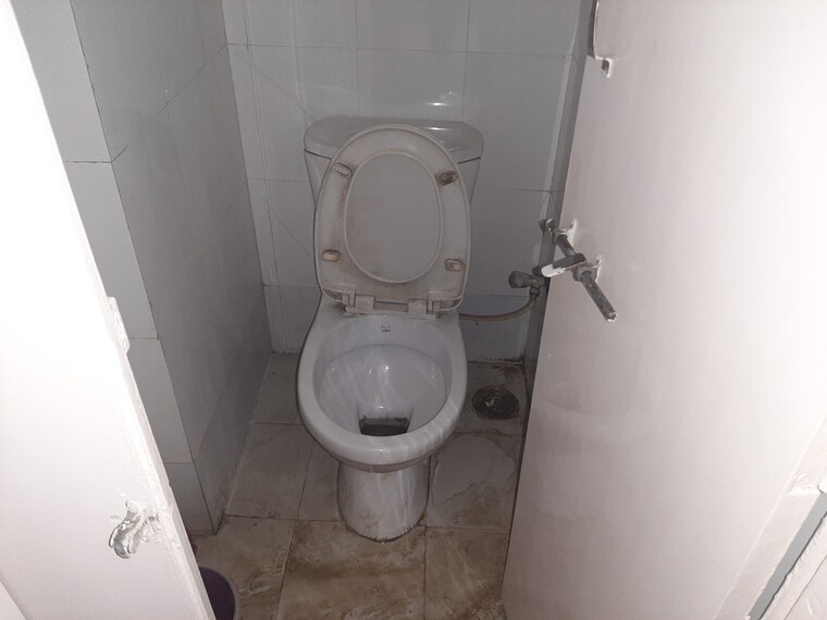 Bathroom, amey-river-view 1 Bedroom 600 Sq.Ft. Apartment In Anand Nagar Pune 9187446
