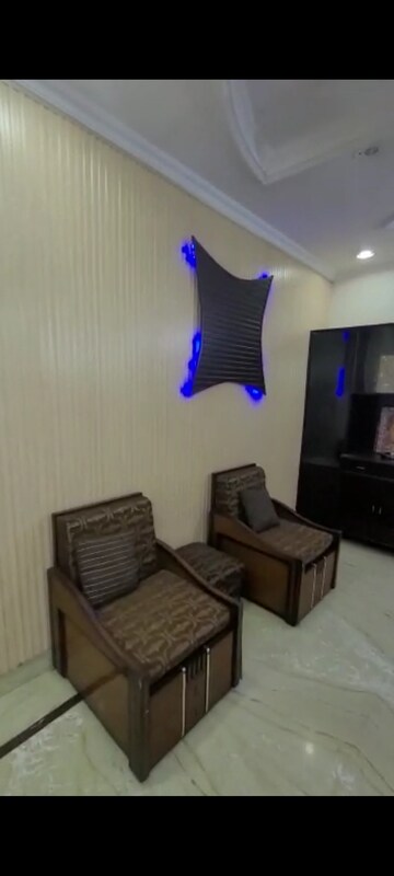 Living Room in 2 BHK Builder Floor at Pitampura – for Rent