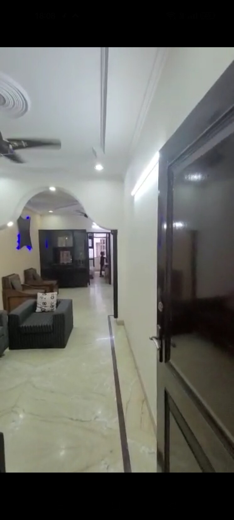 Living Room, pitampura 2 Bedroom 900 Sq.Ft. Builder Floor In Pitampura Delhi 9187449