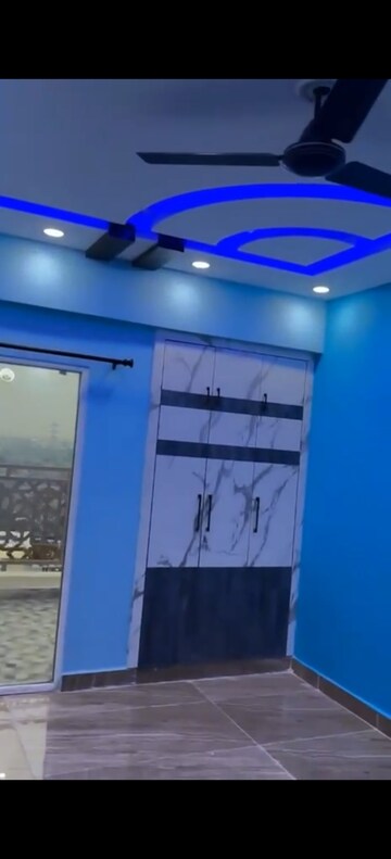 Swimming Pool in 4 BHK Apartment at Amrapali Terrace Homes, Tech Zone 4 Greater Noida – for Rent